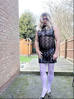 Whores want to masturbate the stranger