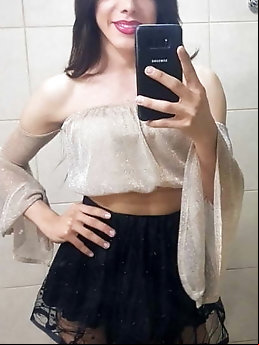 Tranny girlfriend is seducing her boyfriend