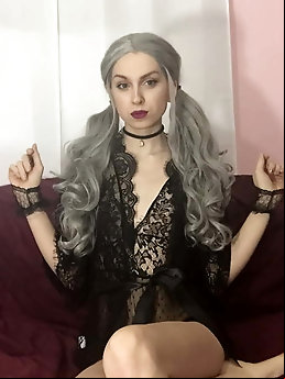 All natural strumpets get ready for anything